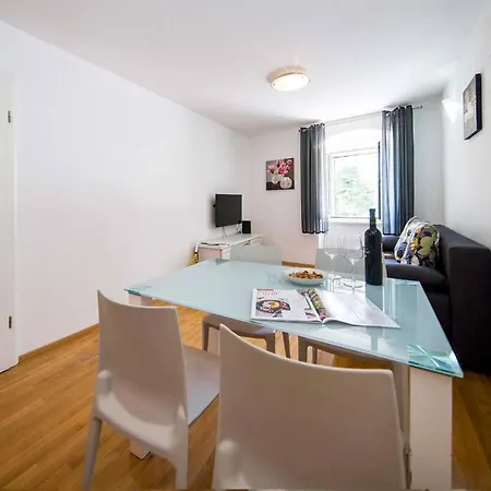 Center With Sea View Apartamento
