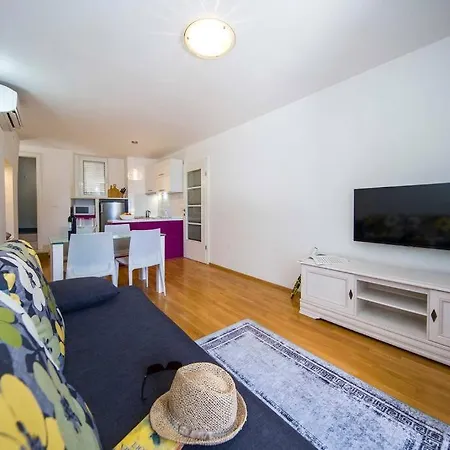 Apartamento Center With Sea View Split
