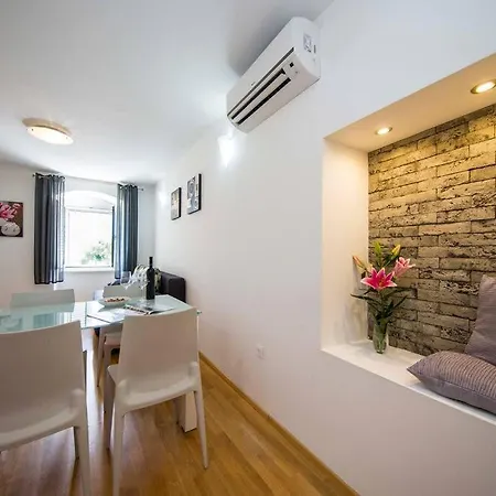 Center With Sea View Apartamento